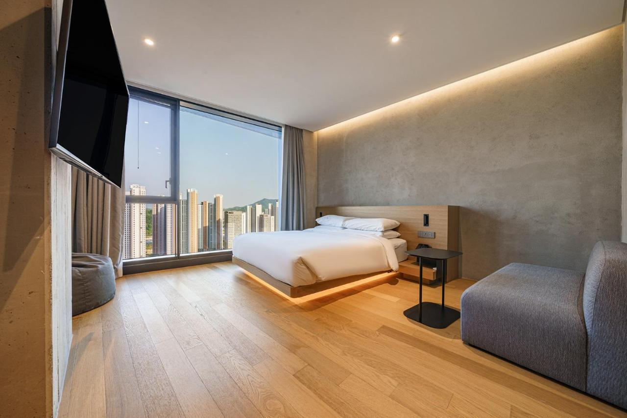 Take Seoul Hotel