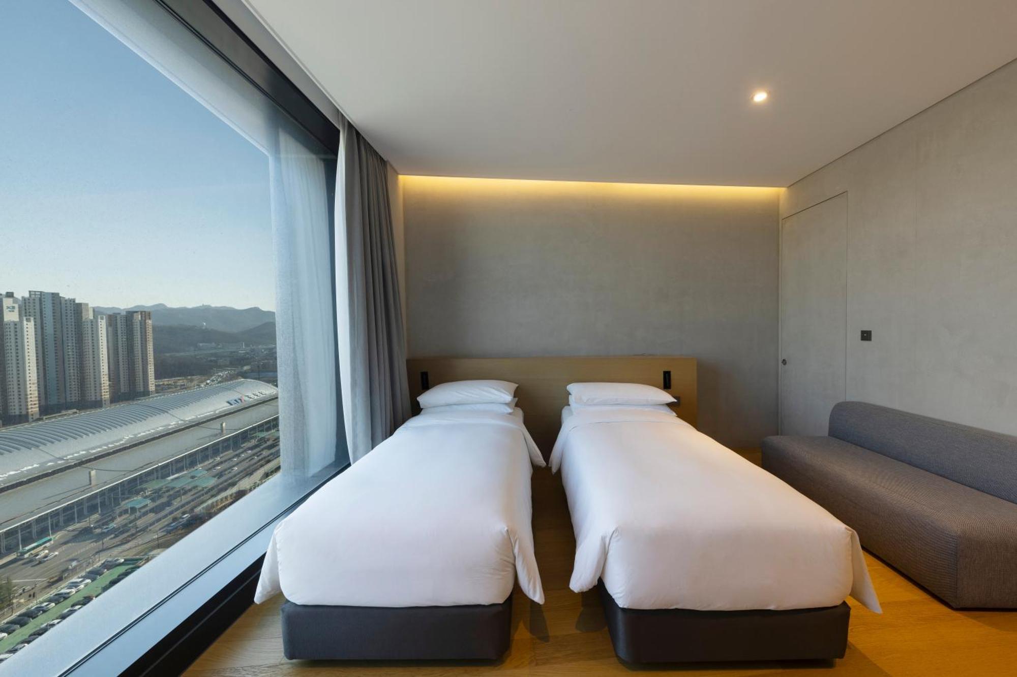 Take Seoul Hotel
