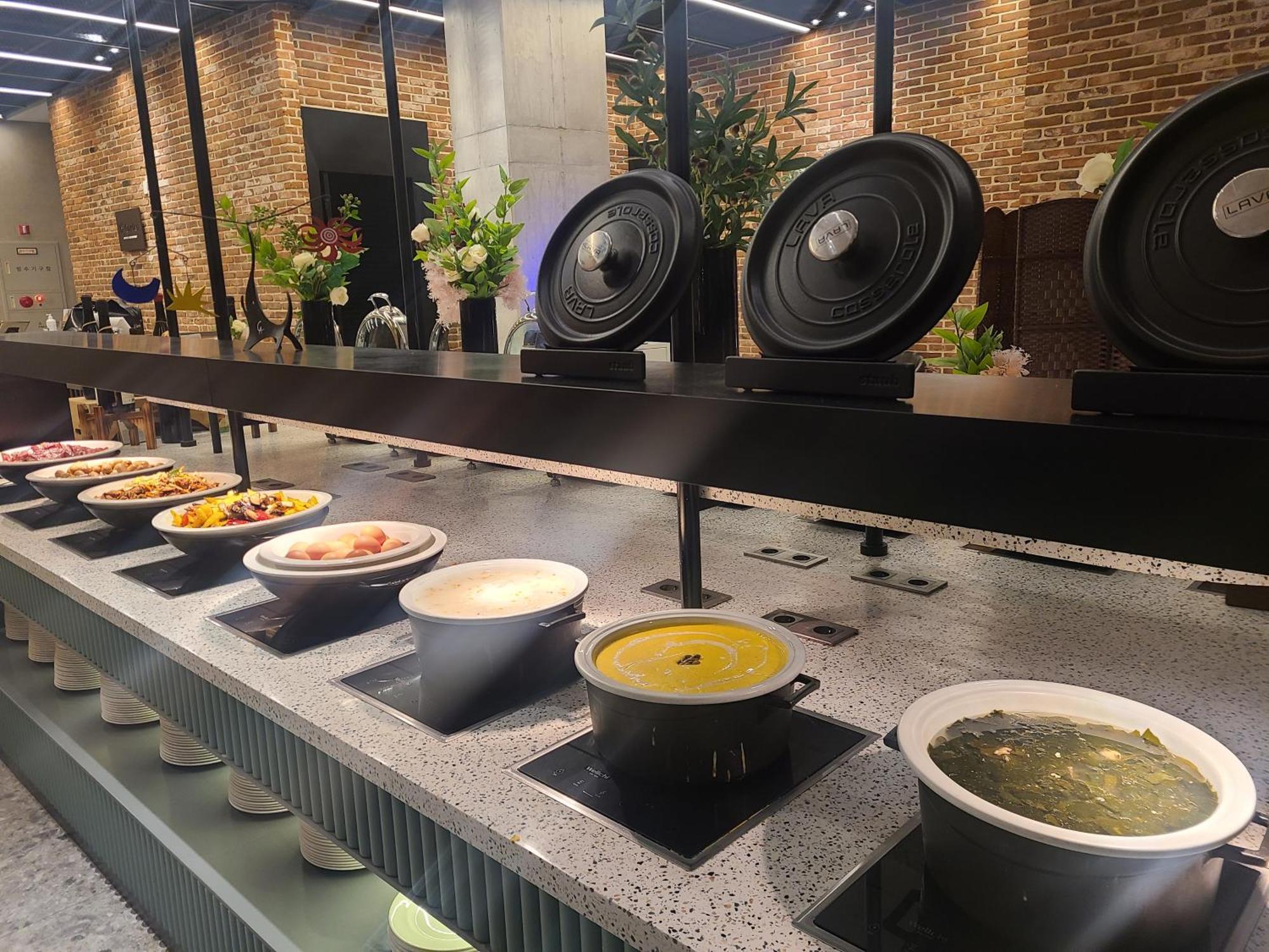 Take Seoul Hotel 4*